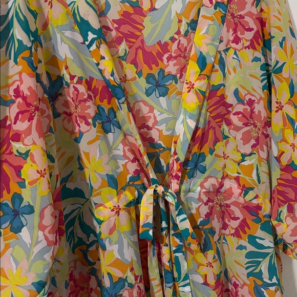 Floral Kimono with Tie Waist - Picture 3 of 5